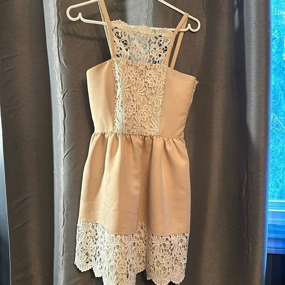 ENGLISH FACTORY blush balloon  dress - Picture 1 of 5